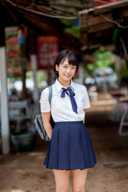 免费成人美女女