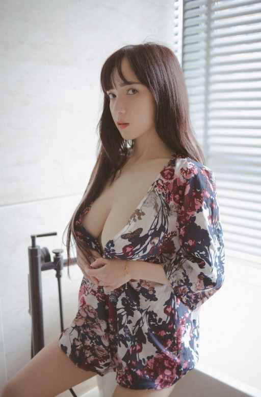 泰剧《金银瓶》免费观看